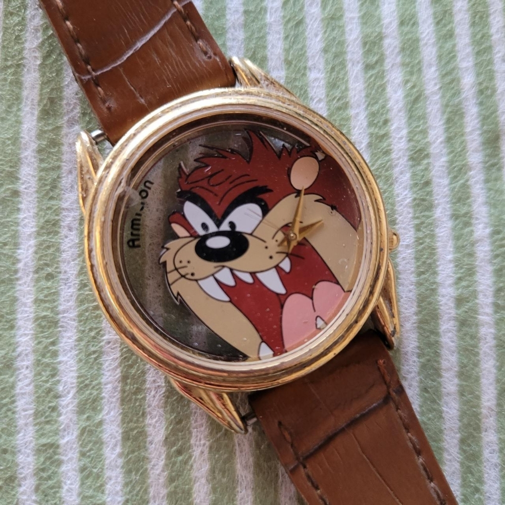 Rare vintage 1995 Armitron Looney Toons TASMANIAN DEVIL TAZ watch - Picture 2 of 4